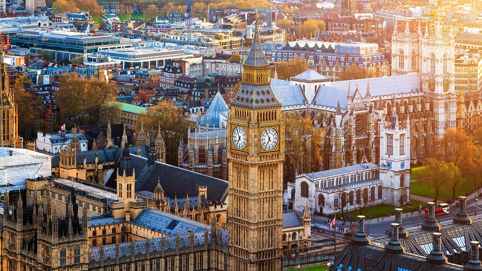 Blick auf die Attraktionen in Westminster