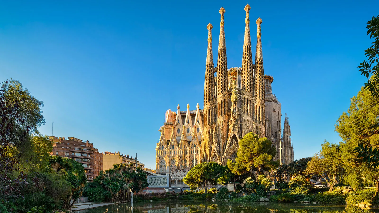 Blick auf die Sagrada Familia in Barcelona