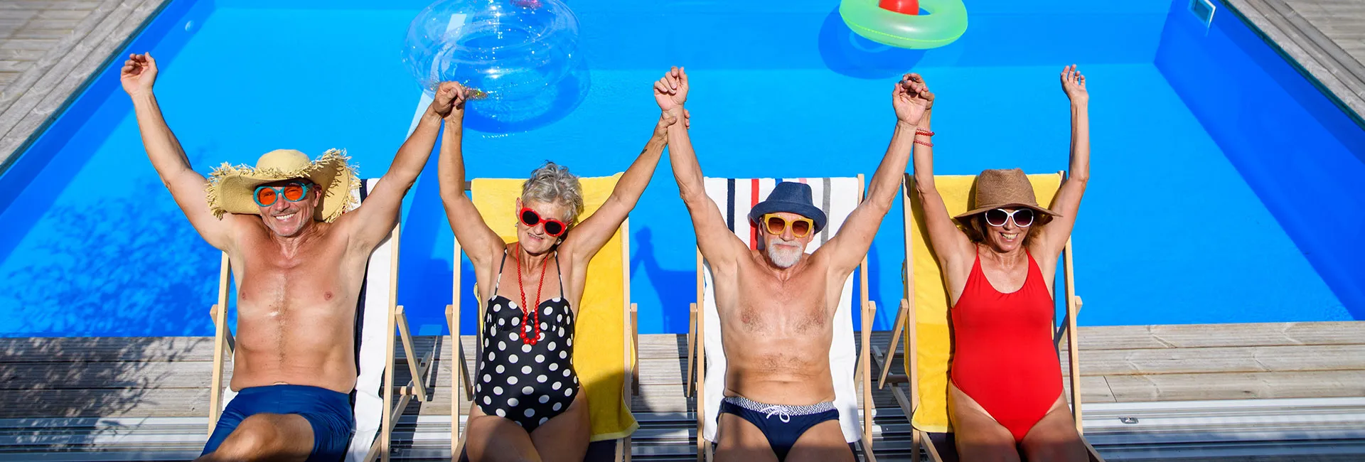 Senioren am Pool