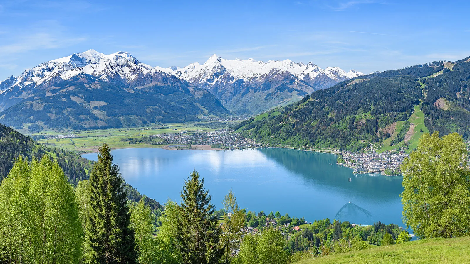 Aussicht auf Zell am See während einer Wanderreise