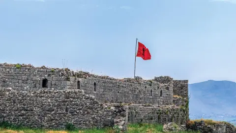 Rozafa-Burg über Shkodra (zubuchbar)-placeholder