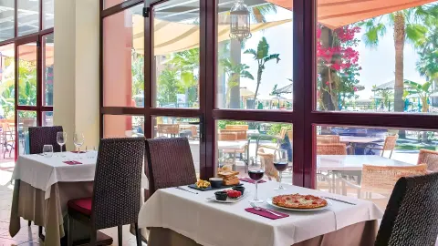 Restaurant-placeholder