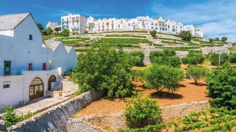 BRI111_Apulien_content_1920x1080px_Locorotondo-2-placeholder