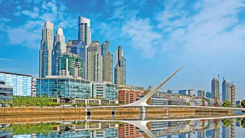 EZE111-112_Argentinien+Brasilien_content_1920x1080px_Buenos-Aires-Skyline-placeholder