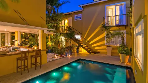 EZE111-112_Argentinien+Brasilien_content_1920x1080px_Hotel-la-chimere-buzios_Bar-placeholder