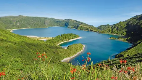 Blick auf den Lagoa do Fogo vom Pico da Barrosa-placeholder