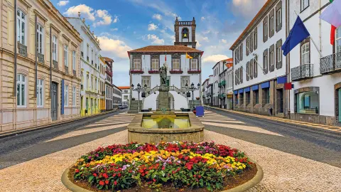 Rathaus von Ponta Delgada-placeholder