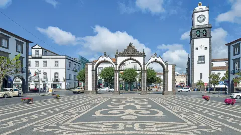 Stadttor von Ponta Delgada-placeholder
