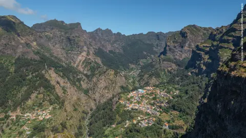 Gebirgslandschaft-placeholder