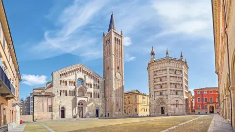 BLQ111_7296_Emilia_Romagna_Altstadt-von-Parma-placeholder
