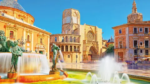 6832_Costa-Blanca_content_1920x1080px_Altstadt-von-Valencia-placeholder