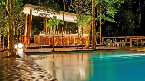 EZE111-112_Argentinien+Brasilien_content_1920x1080px_Hotel-Mercure-Iguazu_Pool-placeholder