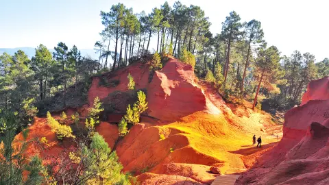 Roussillons Ockerfelsen-placeholder