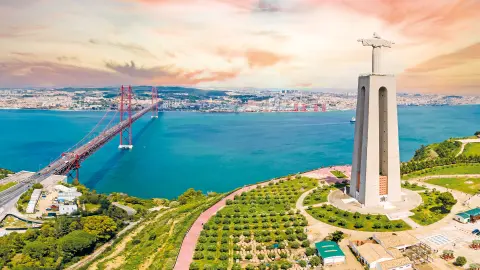 Christo-Rei Statue in Lissabon-placeholder