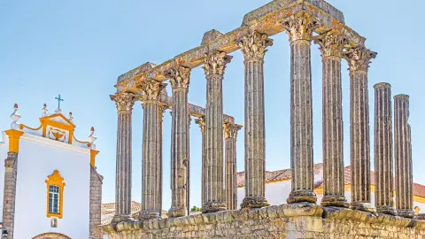 Römischer Tempel in Èvora-placeholder