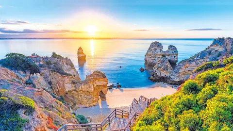 Traumhaftes Panorama von der Küste Portugals-placeholder