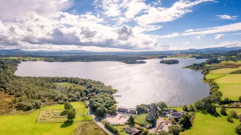 Loch Lomond in Schottland-placeholder