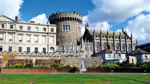 DUB111_irland-fuer-entdecker_content_1920x1080px_Dublin-Castle-placeholder