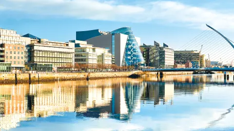 DUB111_irland-fuer-entdecker_content_1920x1080px_dublinbruecke-neu-placeholder