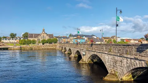 DUB111_irland-fuer-entdecker_content_1920x1080px_limerick-placeholder