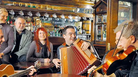 DUB111_irland-fuer-entdecker_content_1920x1080px_pub-placeholder