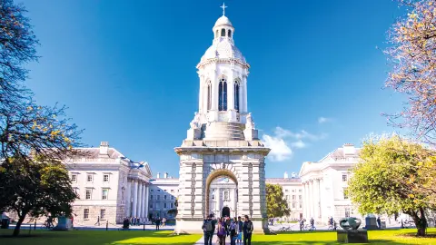 DUB111_irland-fuer-entdecker_content_1920x1080px_trinity-college-placeholder