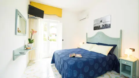 NAP112_Ischia_hotel_san_francesco_ischia_10_zimmer-placeholder