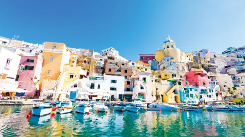 Bunte Boote und Fassaden im Fischerhafen Corricella-placeholder