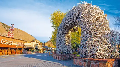 Cowboy-Bar & Geweihbogen in Jackson-placeholder