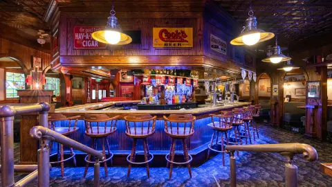 Grand Vista Hotel, Bar-placeholder