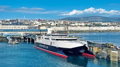 Fähre Manannan im Hafen von Douglas-placeholder