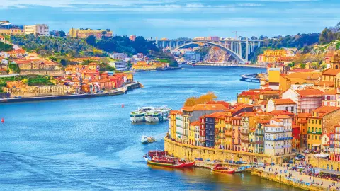 Panorama der Stadt Porto an der Duoro-placeholder