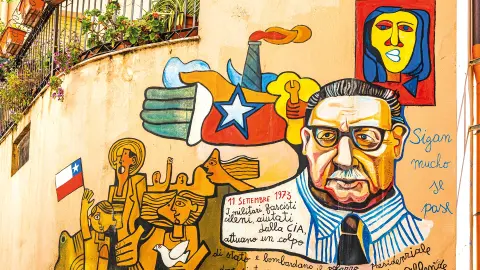 OLB111 Sardinien_Smaragd im Mittelmeer_content_1920x1080px_orgosolo_wandmalerei-placeholder