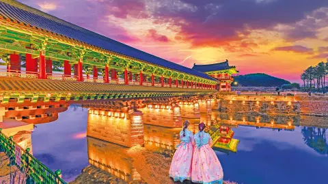 Strahlende Woljeong-Brücke in der Königsstadt Gyeongju-placeholder