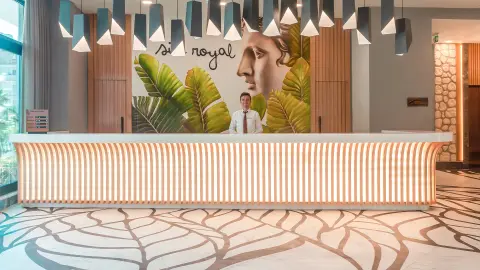 Hotel Side Royal Palace, Lobby-placeholder