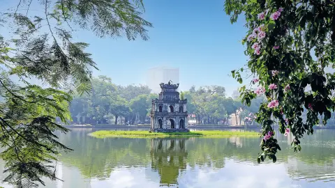 Schildkrötenturm in Hanoi im Wasser-placeholder