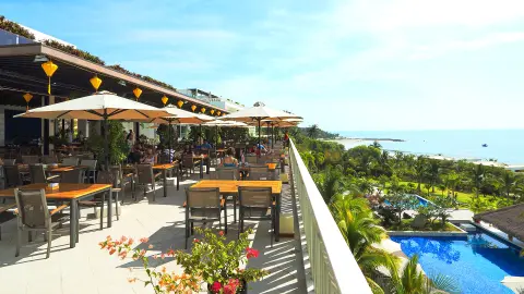 The Cliff Resort & Residences Terrasse-placeholder