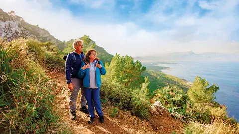 PMI119-7046_Wandern-auf-Mallorca_Bordoy-Alcudia25_Wanderpaar-placeholder