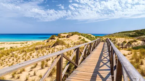 7043_Wanderreise-auf-Mallorca-S'Entrador-Playa_content_1920x1080px_Strandweg-Cala-Mesquida-placeholder